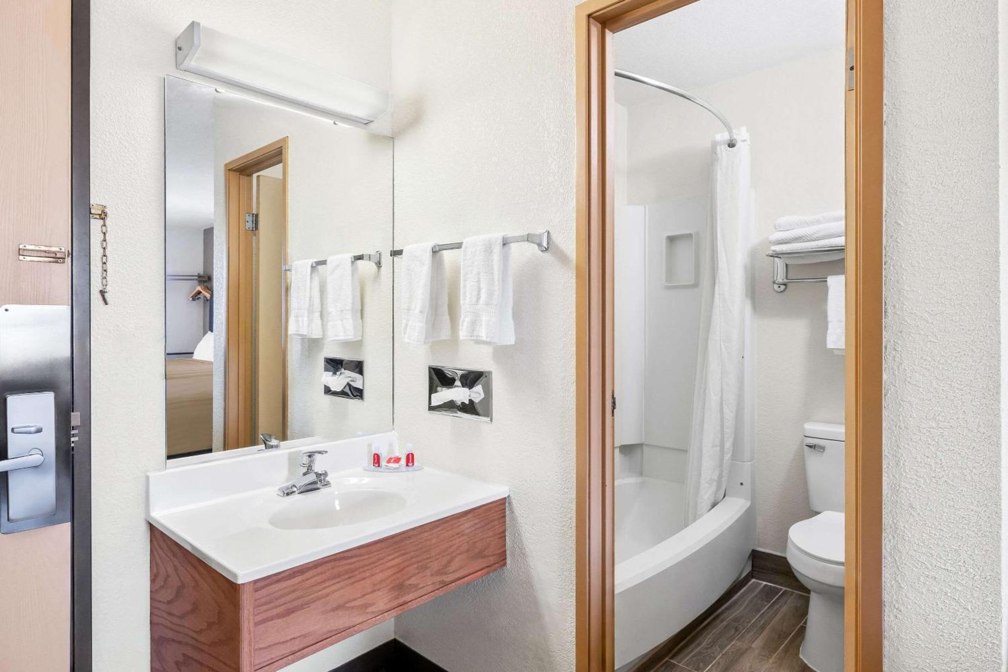 Econo Lodge