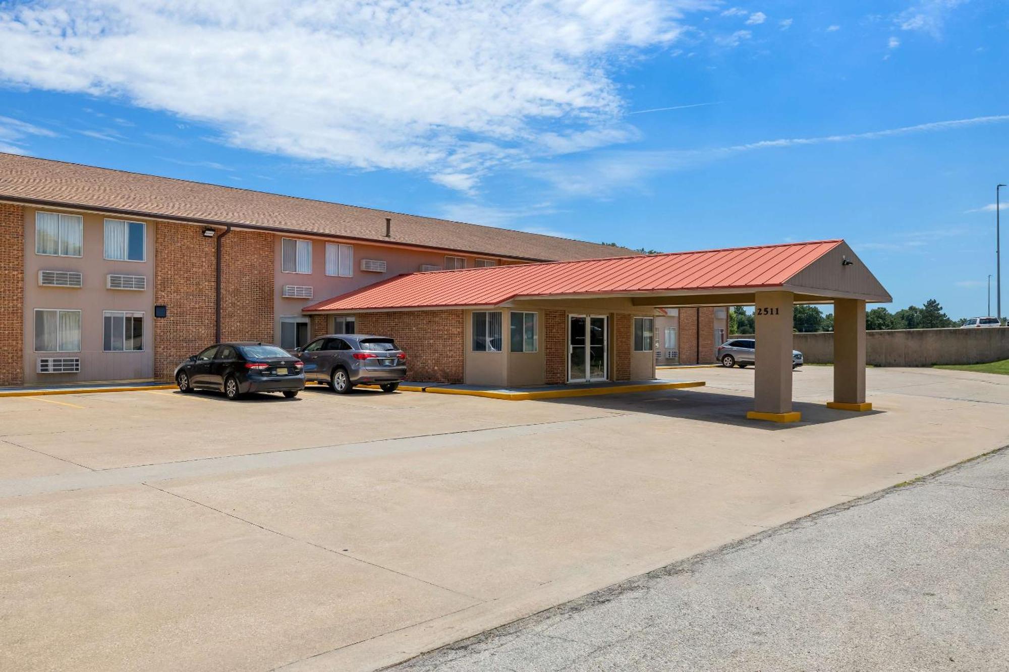 Lodge Econo