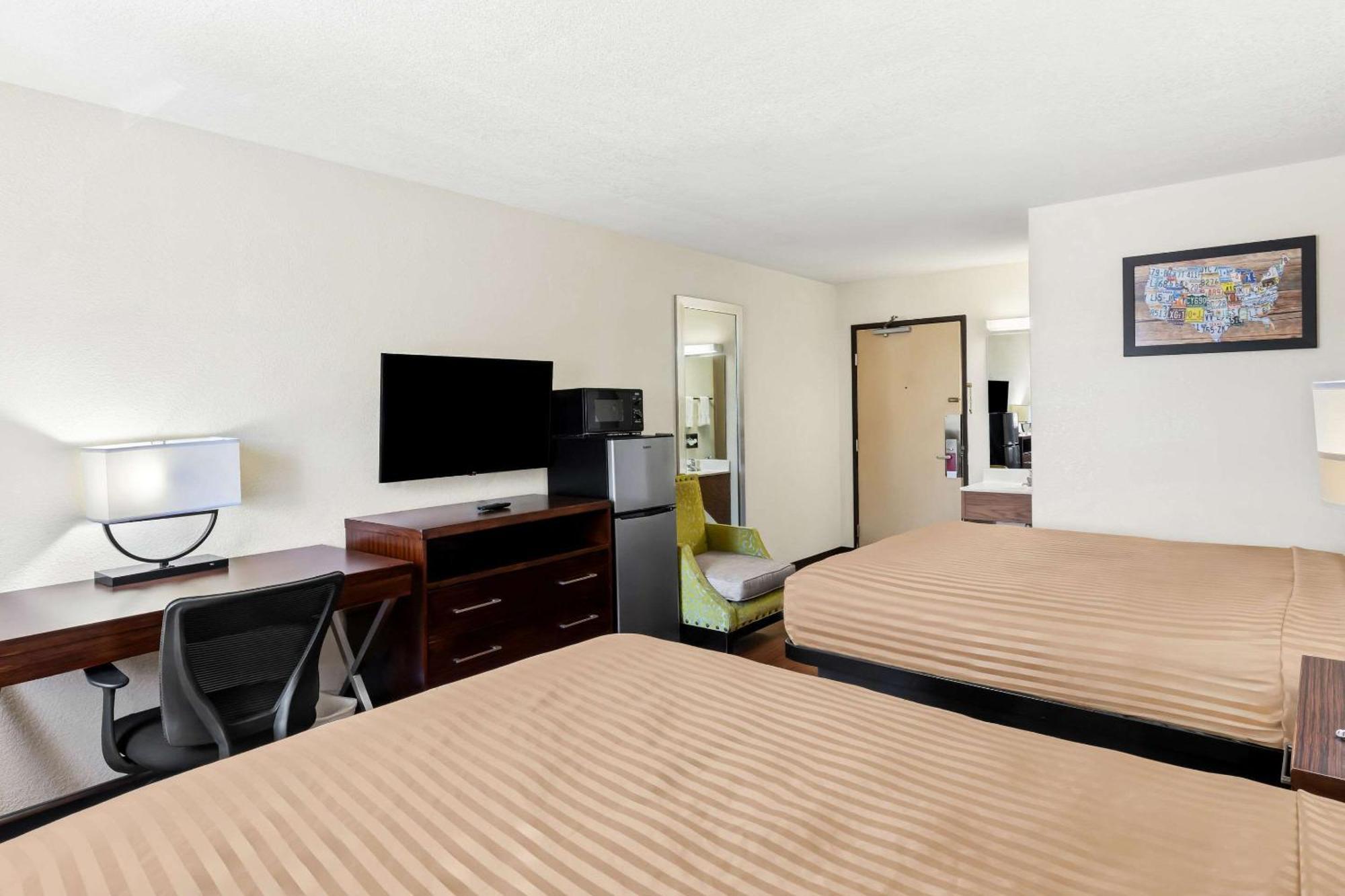 Econo Lodge Emporia
